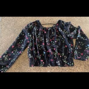 Subtle backless blouse